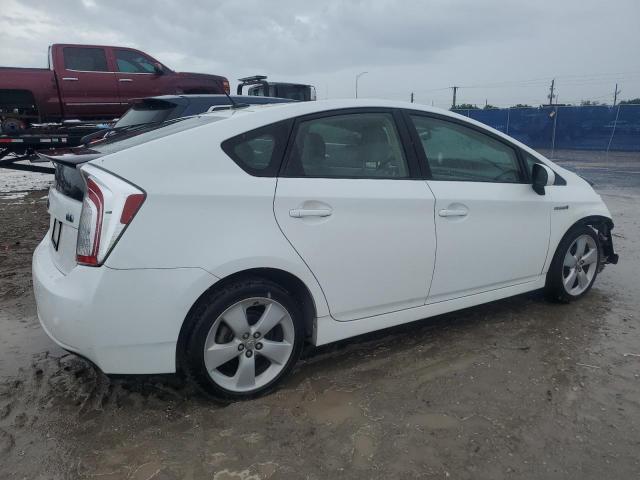 JTDKN3DU6D1702526 - 2013 TOYOTA PRIUS WHITE photo 3