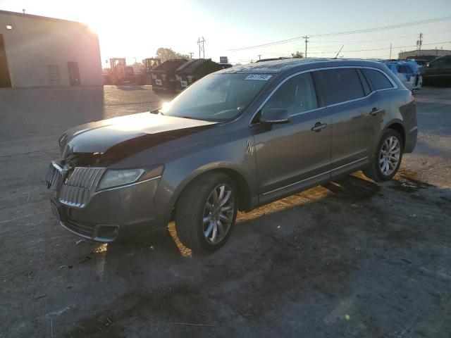 2010 LINCOLN MKT, 