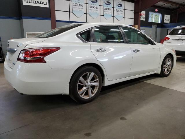 1N4AL3AP7DC914717 - 2013 NISS ALTIMA 2.5 WHITE photo 3