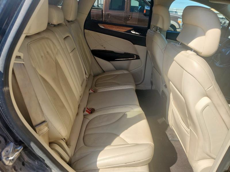 5LMCJ1A93FUJ11097 - 2015 LINCOLN MKC BLACK photo 11