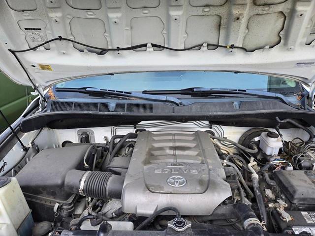 5TFBV54137X008993 - 2007 TOYOTA TUNDRA DOUBLE CAB SR5 WHITE photo 9