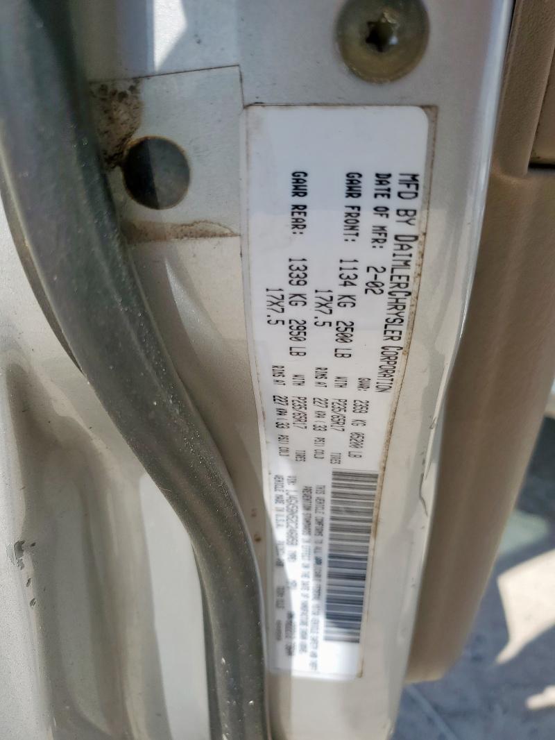 1J4GX58N52C246058 - 2002 JEEP GRAND CHER LIMITED SILVER photo 12