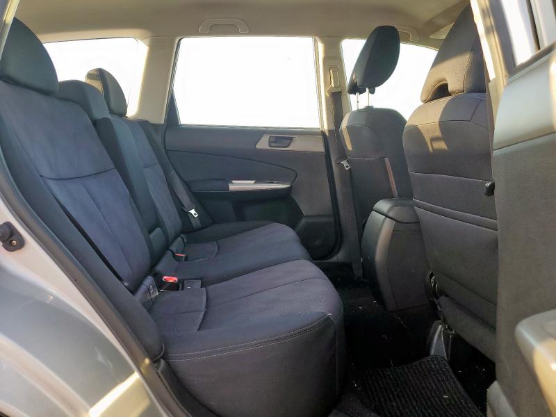 JF2SH6AC8AH797552 - 2010 SUBARU FORESTER 2.5X 银色 照片 10