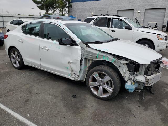 19VDE1F78FE007123 - 2015 ACURA ILX 20 TECH WHITE photo 4