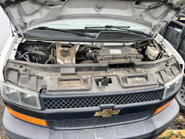 1GCWGAFP4K1285752 - 2019 CHEVROLET EXPRESS G2 WHITE photo 7