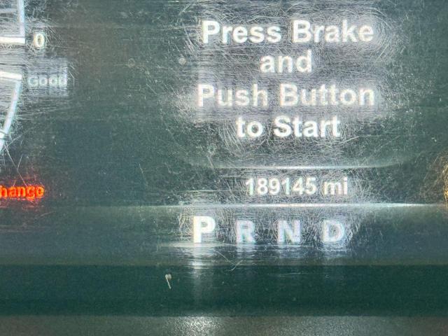 1C6RR7YT3JS199417 - 2018 RAM 1500 REBEL Grau Foto 8