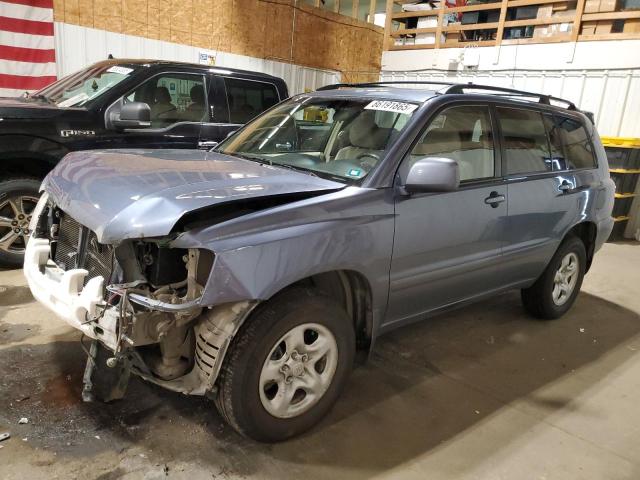 2002 TOYOTA HIGHLANDER, 