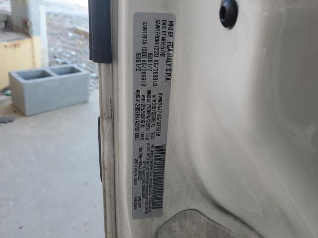 ZFBERFAB4J6J98422 - 2018 RAM PROMASTER WHITE photo 12
