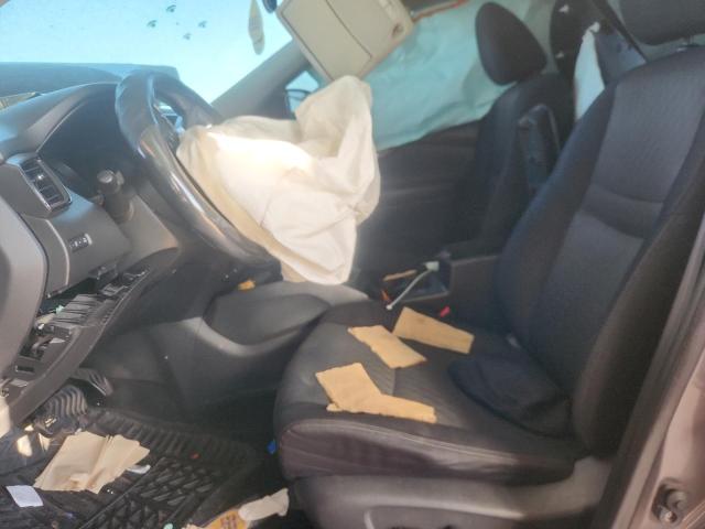 JN8AT2MV5JW314419 - 2018 NISSAN ROGUE S 银色 照片 7