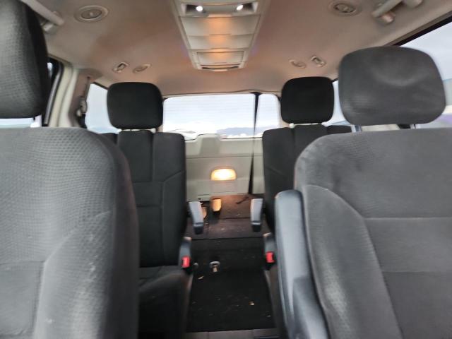 2C4RC1BG4CR174842 - 2012 CHRYSLER TOWN & COU TOURING SILVER photo 10