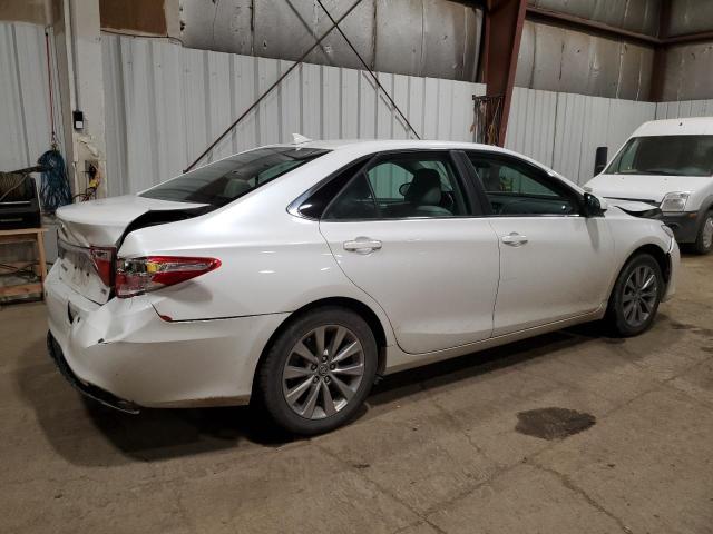 4T1BF1FK5HU760639 - 2017 TOYOTA CAMRY LE WHITE photo 3