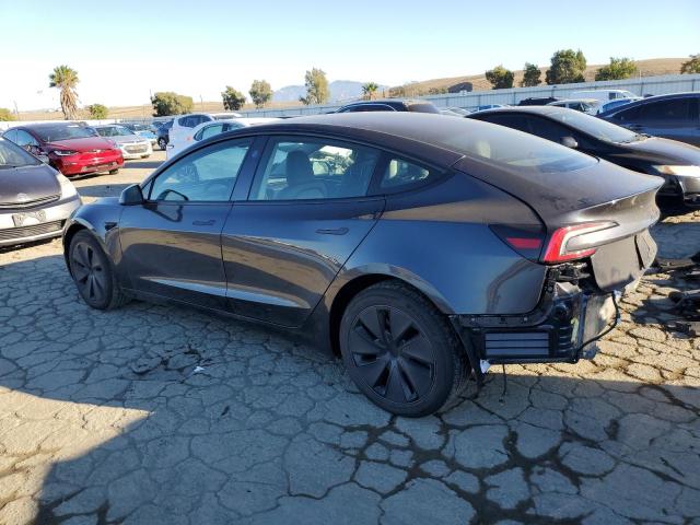 5YJ3E1EA1SF022244 - 2025 TESLA MODEL 3 GRAY photo 2