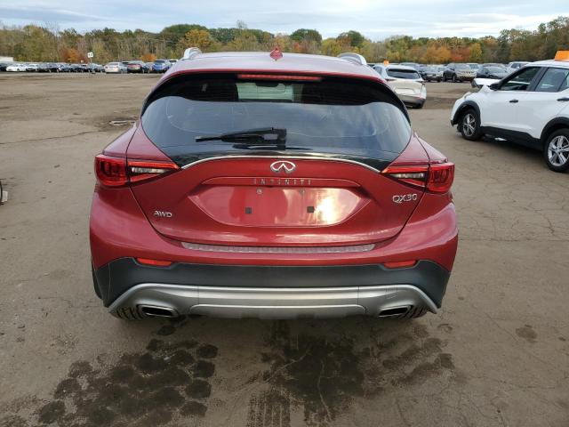 SJKCH5CR5JA057655 - 2018 INFINITI QX30 BASE 红色 照片 6
