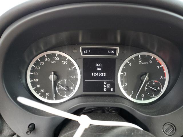 SJKCH5CR5JA057655 - 2018 INFINITI QX30 BASE 红色 照片 9