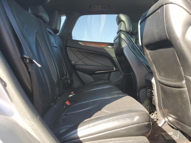 5LMCJ3D97JUL30211 - 2018 LINCOLN MKC RESERVE Srebrny zdjęcie 11