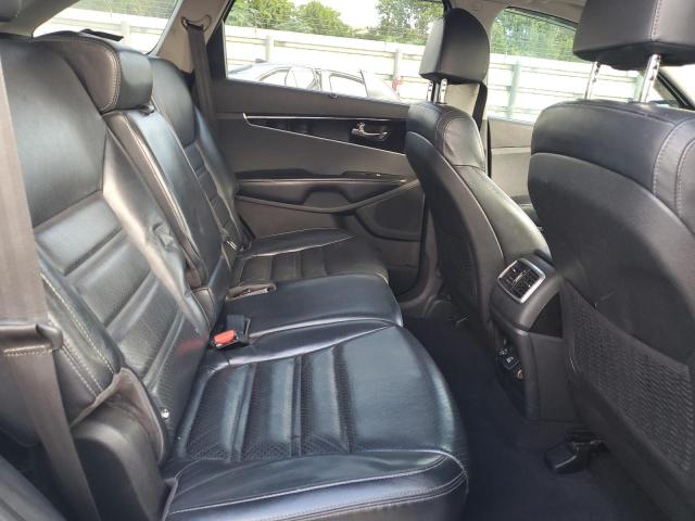 5XYPH4A54JG366208 - 2018 KIA SORENTO EX SILVER photo 11