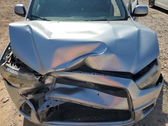 JA4AP3AU6CZ010092 - 2012 MITSUBISHI OUTLANDER ES SILVER photo 12