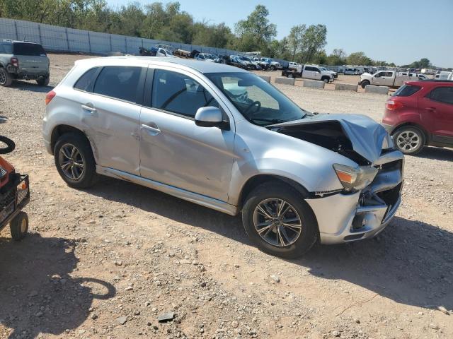 JA4AP3AU6CZ010092 - 2012 MITSUBISHI OUTLANDER ES SILVER photo 4