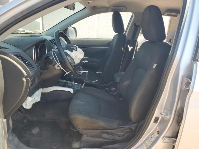 JA4AP3AU6CZ010092 - 2012 MITSUBISHI OUTLANDER ES SILVER photo 7