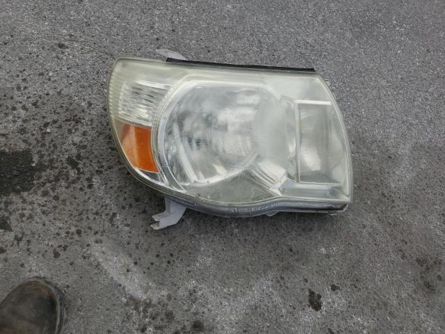 3TMJU4GN2AM109527 - 2010 TOYOTA TACOMA DOUBLE CAB PRERUNNER SILVER photo 12