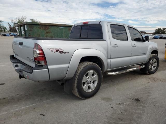 3TMJU4GN2AM109527 - 2010 TOYOTA TACOMA DOUBLE CAB PRERUNNER SILVER photo 3
