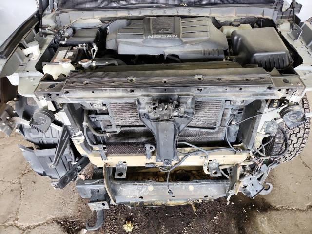 1N6AA1EJ0JN527921 - 2018 NISSAN TITAN S 银色 照片 11