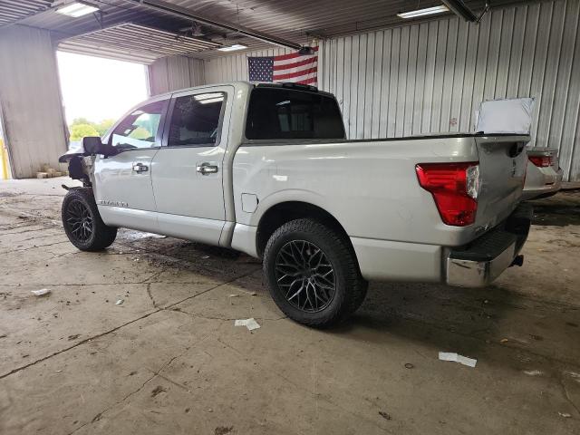 1N6AA1EJ0JN527921 - 2018 NISSAN TITAN S 银色 照片 2