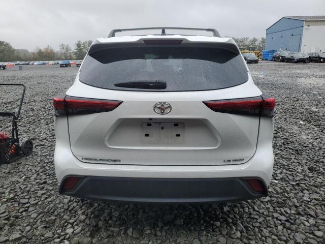 5TDBZRBH5NS244009 - 2022 TOYOTA HIGHLANDER L WHITE photo 6
