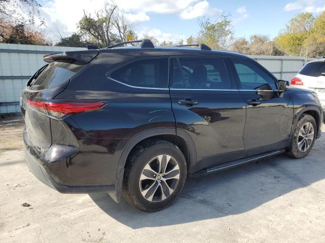 5TDGZRAH5MS053938 - 2021 TOYOTA HIGHLANDER XLE BLACK photo 3