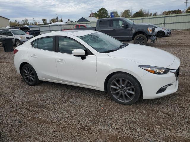 3MZBN1V30JM262163 - 2018 MAZDA 3 TOURING WHITE photo 4