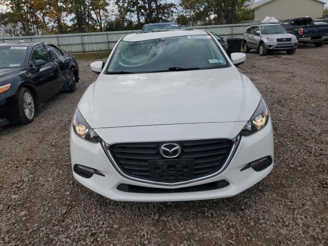 3MZBN1V30JM262163 - 2018 MAZDA 3 TOURING WHITE photo 5