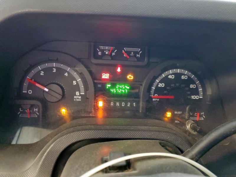 1FTNE1EW1BDA21784 - 2011 FORD ECONOLINE E150 VAN WHITE photo 9