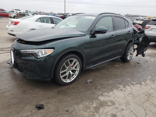 ZASFAKPN1J7C03046 - 2018 ALFA ROMEO STELVIO SPORT Grün Foto 1