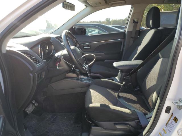 JA4AP3AU8JU003509 - 2018 MITSUBISHI OUTLANDER ES 白色 照片 7