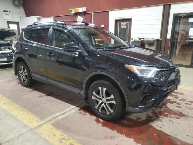 2T3BFREVXHW553102 - 2017 TOYOTA RAV4 LE BLACK photo 4