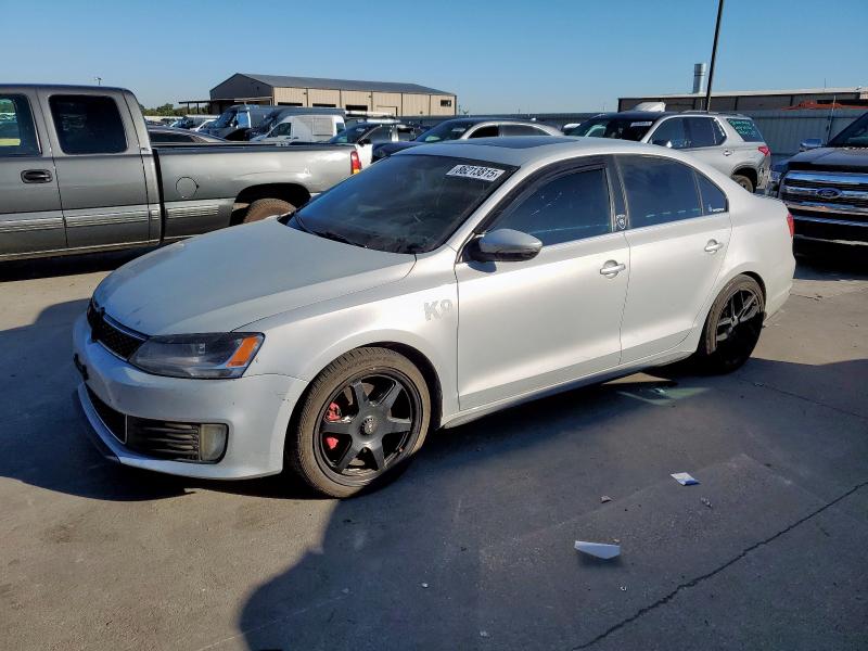 2012 VOLKSWAGEN JETTA GLI, 