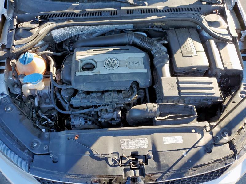 3VW567AJ3CM468985 - 2012 VOLKSWAGEN JETTA GLI SILVER photo 11