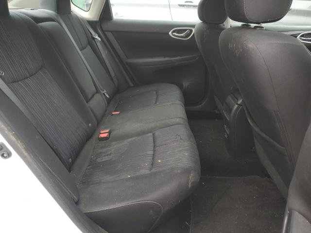 3N1AB7AP1JY348256 - 2018 NISSAN SENTRA S 白色 照片 10