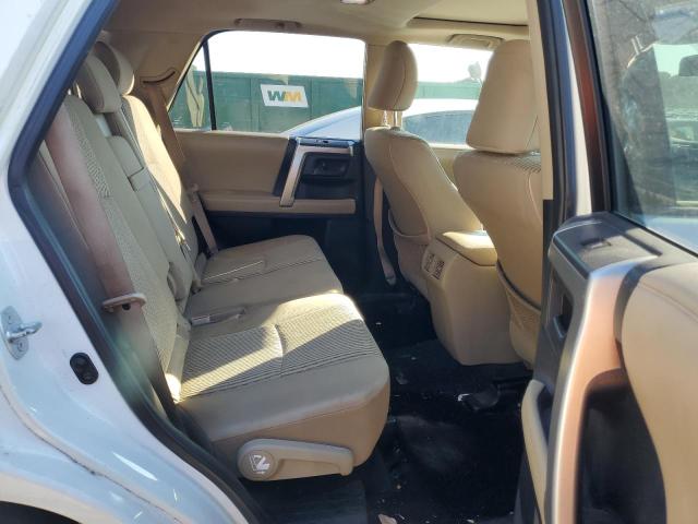 JTEZU5JR7C5045400 - 2012 TOYOTA 4RUNNER SR5 白色 照片 11