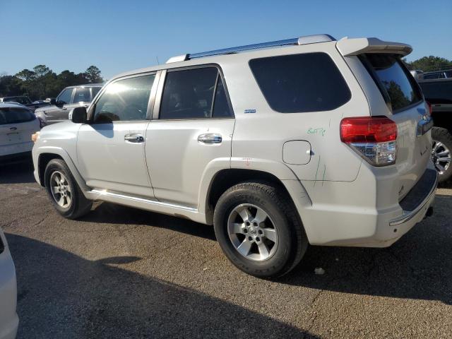 JTEZU5JR7C5045400 - 2012 TOYOTA 4RUNNER SR5 白色 照片 2