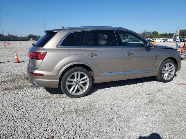 WA1VAAF79JD026744 - 2018 AUDI Q7 PRESTIGE 金色 照片 3