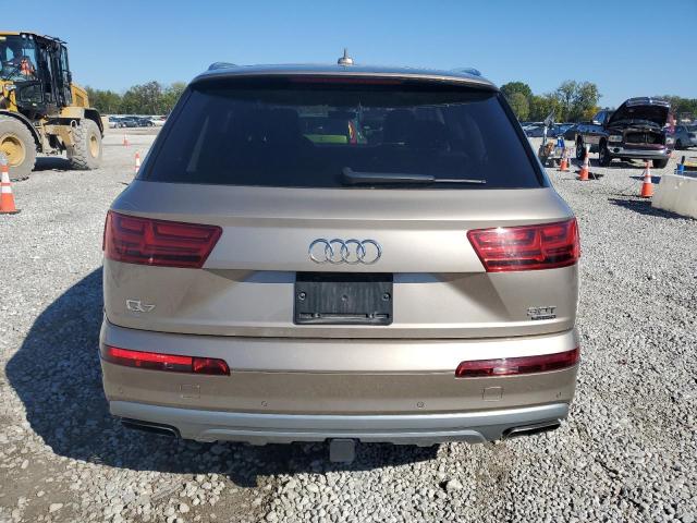 WA1VAAF79JD026744 - 2018 AUDI Q7 PRESTIGE 金色 照片 6
