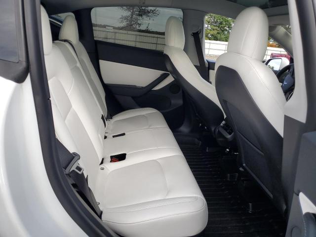 5YJYGDEE2MF085201 - 2021 TESLA MODEL Y WHITE photo 10