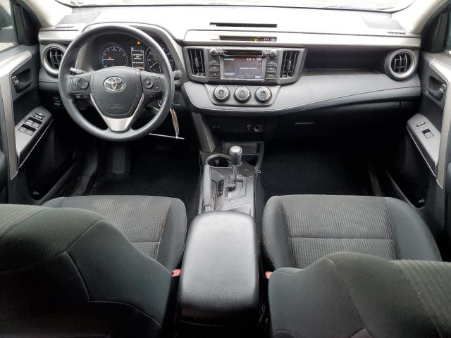 2T3BFREVXJW719706 - 2018 TOYOTA RAV4 LE Schwarz Foto 8