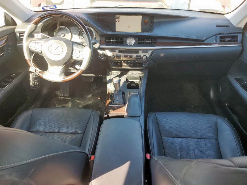 58ABK1GG3JU102810 - 2018 LEXUS ES 350 Qırmızı foto 8