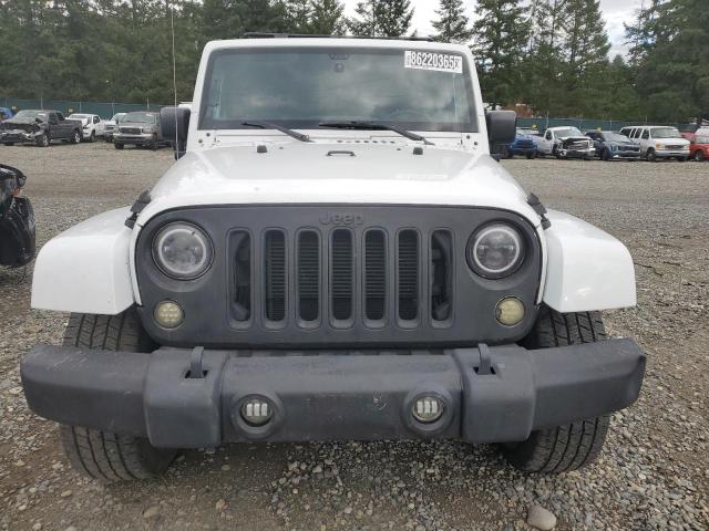 1C4BJWEG3GL156122 - 2016 JEEP WRANGLER U SAHARA WHITE photo 5