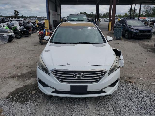 5NPE24AF6HH566723 - 2017 HYUNDAI SONATA SE WHITE photo 5