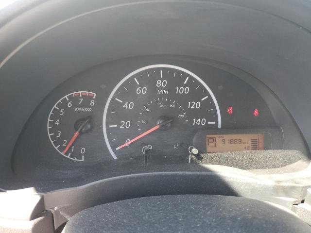 3N1CN7AP6JL864044 - 2018 NISSAN VERSA S 银色 照片 9