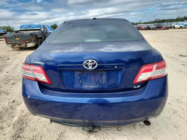 4T1BF3EK2BU586467 - 2011 TOYOTA CAMRY BASE BLUE photo 6