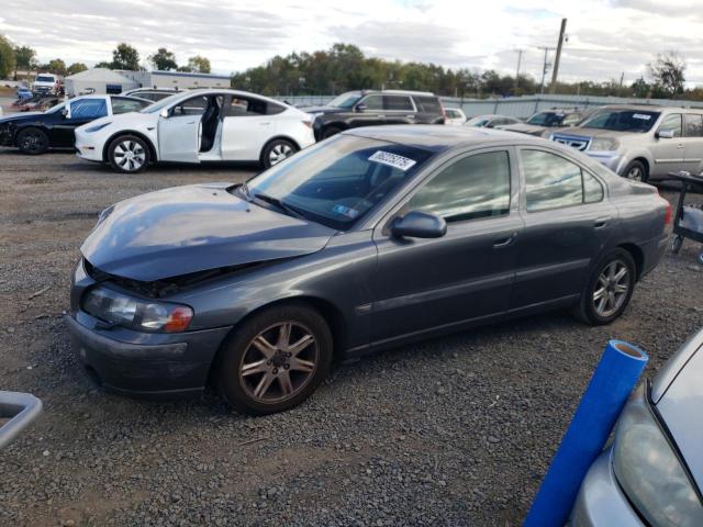 2003 VOLVO S60, 